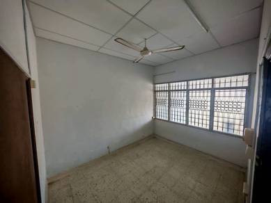 Taman Pelangi Jalan Merah @ JB Single Storey Terrace House