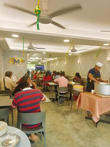 Fully Renovated 2-Storey Shop Lot for Sale – Ideal for a Restaurant