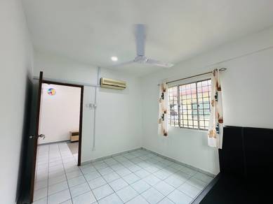 WALK UP CORNER LOT Flat Cheras Utama, Taman Cheras Utama