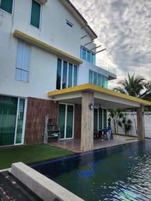 3 Storey Bungalow Avenue 6, Bandar Tun Hussein Onn Cheras Selangor.