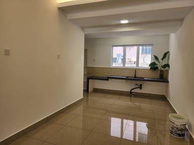 Bandar Mahkota Cheras Sek 3 New Renovated Freehold Double Storey House