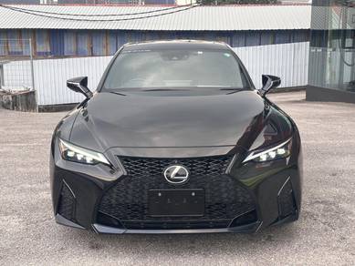 Lexus IS300 2.0 F-SPORT (MODE BLACK)