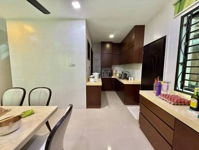 NON BUMI LOT, CHEAPEST 3 Storey Semi D Taman Taming Mutiara, Kajang
