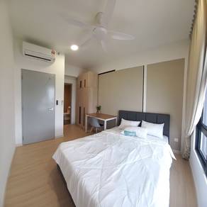 M LUNA KEPONG NEW Master Room for Rent MRR2 Kiara Bay Fully Furnished