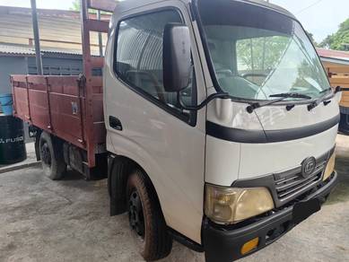 2008 Hino WU300R-HBMLS3 Wooden Body 10ft