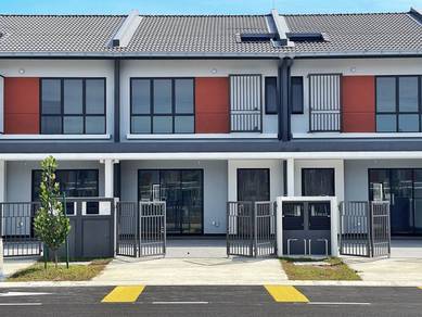 UNIT BARU! Double Storey Terrace (CASIRA 3) Bandar Bukit Raja, Klang