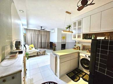 Tri pinnacle condominium for rent!!