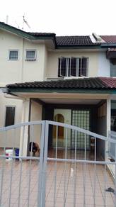 2 Storey Terrace Taman Puchong Utama PU 10 with Build Kitchen Cabinet