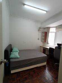 Room For Rent @ Bukit OUG Condo