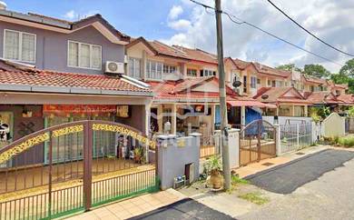 2 Storey Terrace @ PU8 Bandar Puchong Utama For Rent