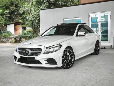 Mercedes Benz C300 2.0 AMG LINE (CKD) (A)