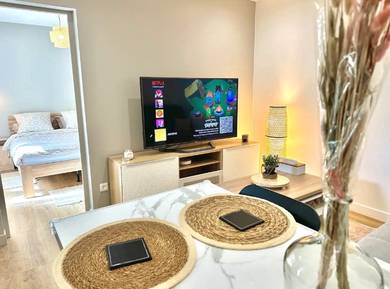 【0 Downpayment & Free Furniture】High Cash Back!!  Super Low Density！！！
