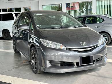 Toyota WISH 1.8 X (A)