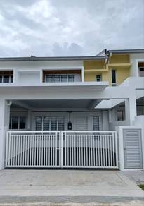 Facing Open Rumah Cantik Laman Sendayan for sale !!!