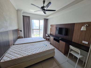 Pacific Place, Fully furnish 2 bed 2bath. Next to LRT station kelana