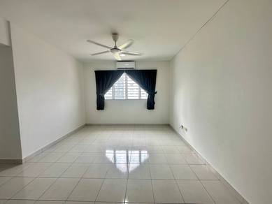 Pangsapuri Impian Jauhar, JB Town, Middle Floor, Partly Furnished, 1CP