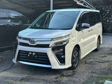 UNREG 2021 TOYOTA VOXY 2.0 KIRAMEKI ll 7 SEATER PD