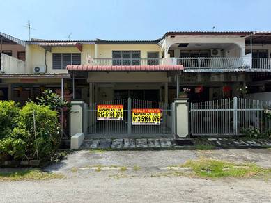Double Storey House at Bercham