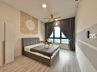 MasterRoom Female Unit Walking 3min to MRT Putra Permai Seri Kembangan