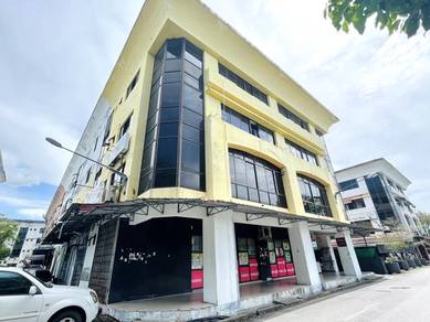 4 Storey Shoplot For Sale And Rent Corner lot Central Park, ROCK ROAD