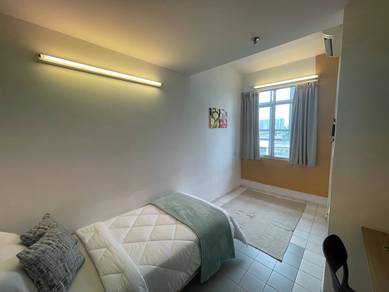Room with Direct Link to Chan Sow Lin LRT & MRT | Fully Furnished