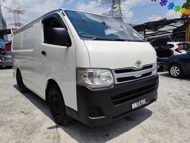 Toyota HIACE 2.5 (M) FACELIFT Panel Van