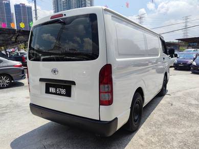Toyota HIACE 2.5 (M) FACELIFT Panel Van