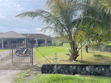 TANAH BESAR FREEHOLD Semi D Setingkat Taman Seri Rembau
