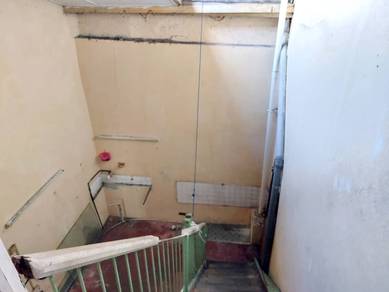 Down Town Shop House For Rent!  Jalan Main Bazaar Kuching Water Front