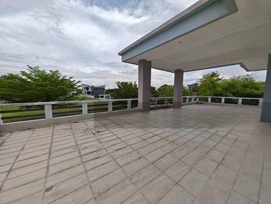 Seri Alam/ Bungalow House/ For Sale