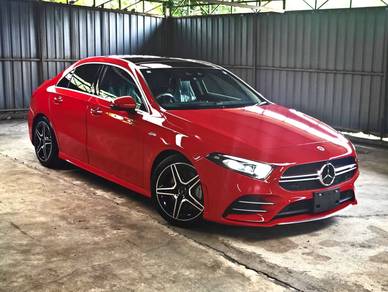 Mercedes Benz A35 2.0 AMG (A) 11k KM Mileage!