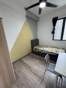Medium room & Small room for rent ( Mix unit )📍United Point 📍Segambu