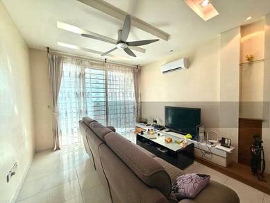 Bayswater condominium for rent!!