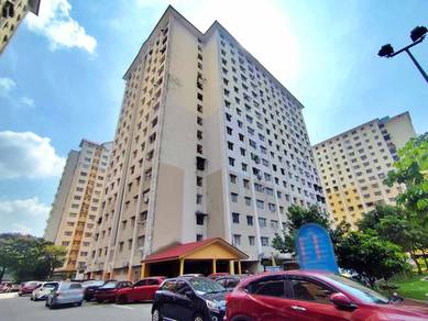 Flat in Taman Medan Cahaya, Petaling Jaya, Selangor