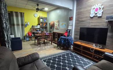 (UNIT CORNER) Apartment Permai Court, Puchong Permai