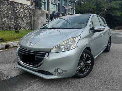 Peugeot 208 1.6 VTi ALLURE (A)FULOAN OFER CASH TOP