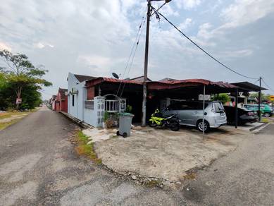 Open Facing End Lot Single Storey Taman Teratai Skudai Johor For Sale