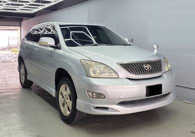 Toyota Harrier Auto Leather Seater Rent Sewa