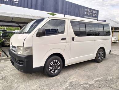 Toyota HIACE WINDOW VAN - 15 Seat Full Loan