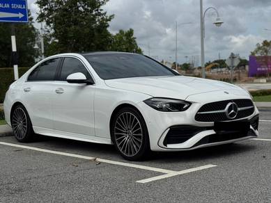 Mercedes Benz C300 2.0 AMG LINE (A)