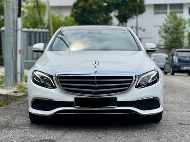 Mercedes Benz E300 2.0 EXCLUSIVE MIL 60K