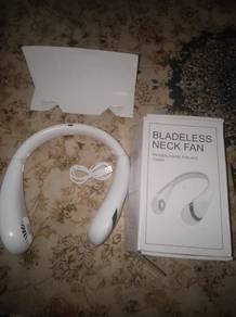 BLADELESS NECK FAN (kipas gantung di leher)