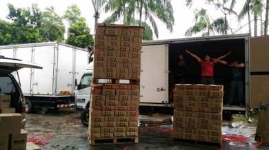 Lori Sewa Pindah Rumah Lorry Movers Transport