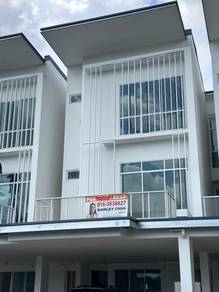 Marq Townhouse at Batu Kawa
