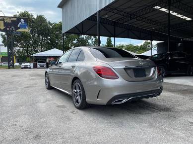 Mercedes Benz C200 1.5 4MATIC LAUREUS