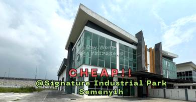 RARE Semi-D🏭@ Signature Industrial, Semenyih, 200 amp, 30ft, Move-in✅