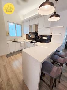 Best Deal !! Fiera Vista, 1450 Sqft, Mid Floor, Furnished & Renovated
