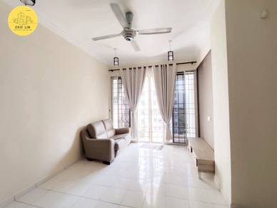 Cheapest Deal !! Putra Place, 1000 Sqft, Mid Floor, Furnish & Renovate