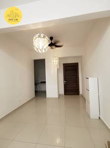 Hill View !! Forestville, 1000 Sft, Hi-floor, Part Reno, 2 Carpark Lg1