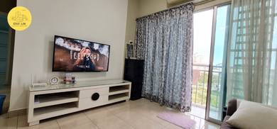Cheap Deal !! Idaman Lavender 1, 750 Sqft, Mid Floor, Renovated Unit!!